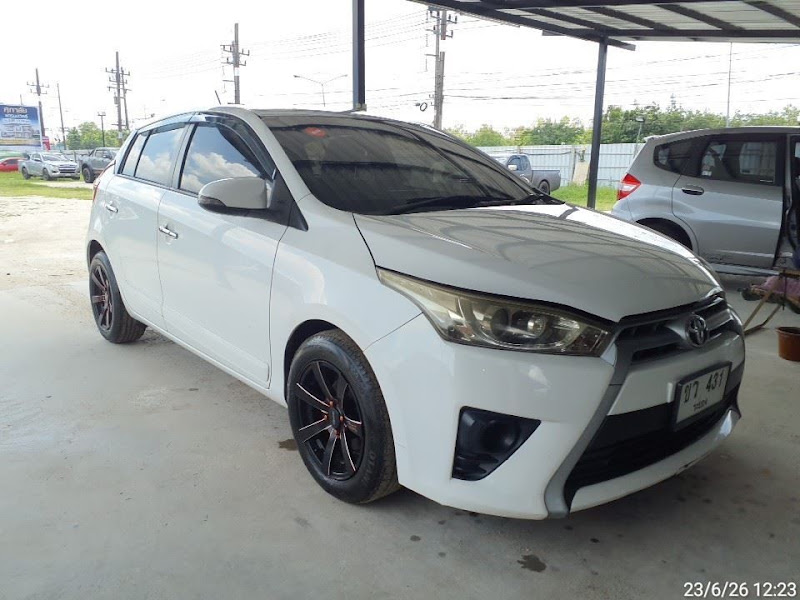 TOYOTA YARIS ECO