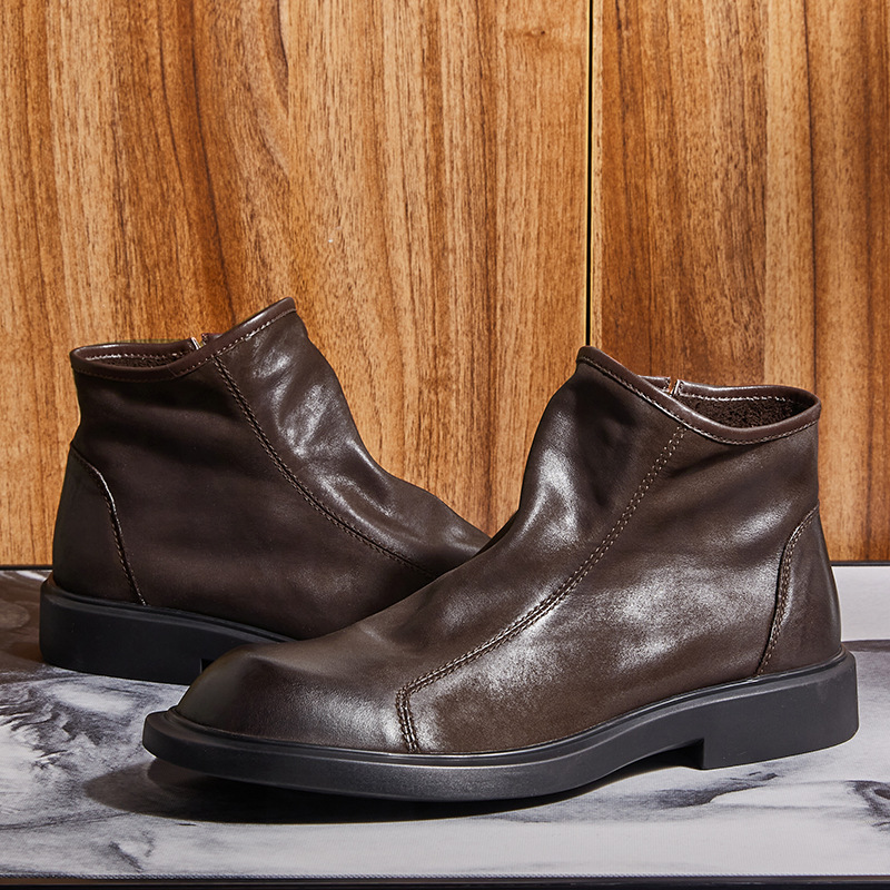 Men's Chelsea boots made of cowhide leather, flat heel