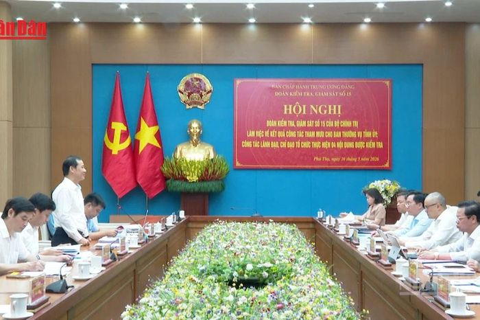 [Video] Đoàn kiểm tra, giám sát số 15 của Bộ Chính trị làm việc với tỉnh Phú Thọ - Báo Nhân Dân