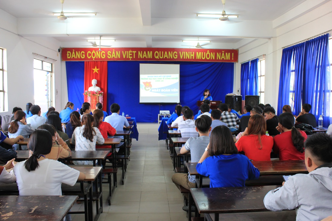 Đông đảo đoàn viên sinh viên tham dự Ngày Đoàn viên