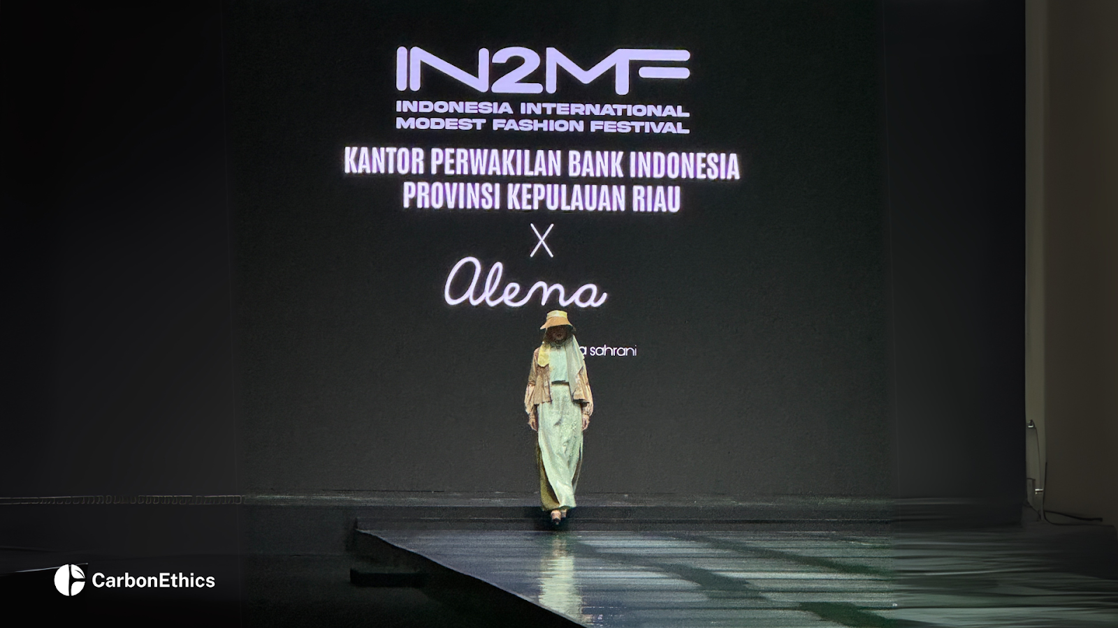 Batik Mangrove Dompak laut at Indonesia International Modest Fashion Festival (IN2MF)