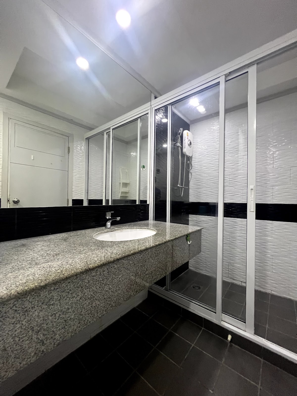 The Palm Wongamat Building A - 2 Bed, Floor 38 8