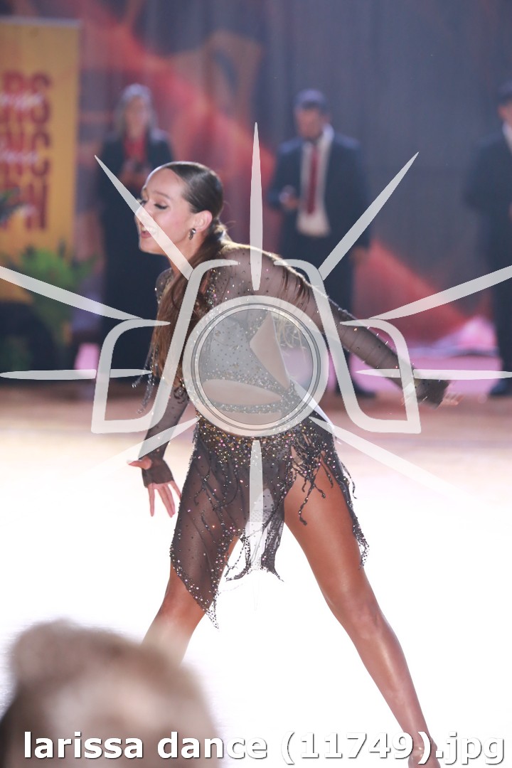 larissa dance (11749).jpg