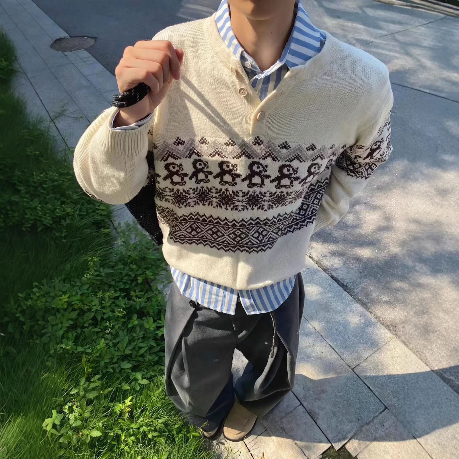 Unisex knitted sweater with Fair-Isle pattern and button placket