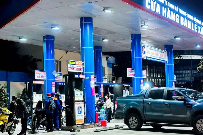Đề xuất đưa dầu hỏa, dầu mazut vào diện giảm thuế về 0 - Đài Phát thanh và truyền hình Hà Nội
