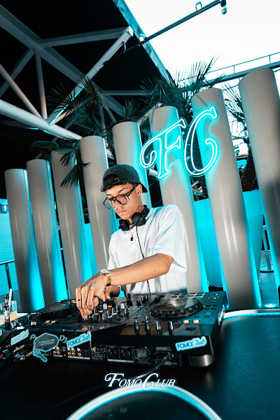 FOMO Club (49).jpg