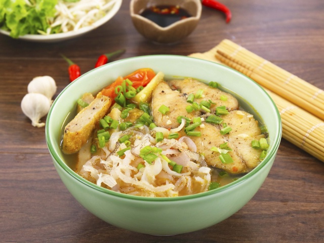 BúN Cá SứA