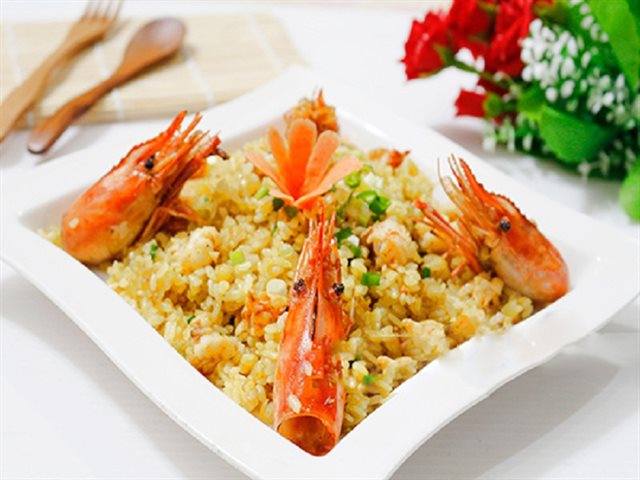 Cơm Chiên Cà Ri Tôm