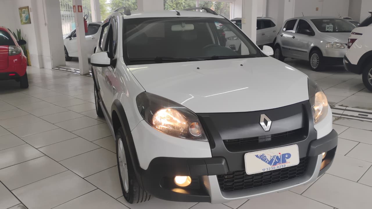 Renault Sandero - Foto 2
