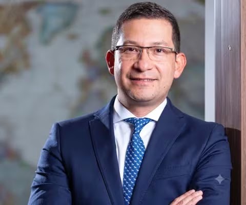 Andrés Felipe Velásquez - Nuevo Director de la DIAN