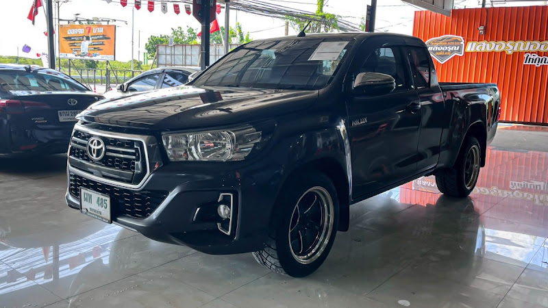 TOYOTA HILUX REVO