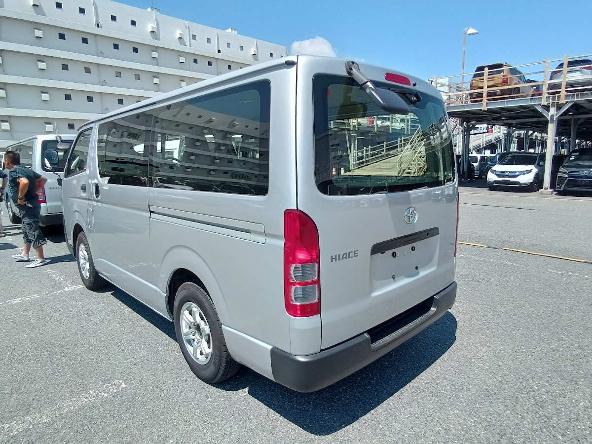 Toyota Hiace