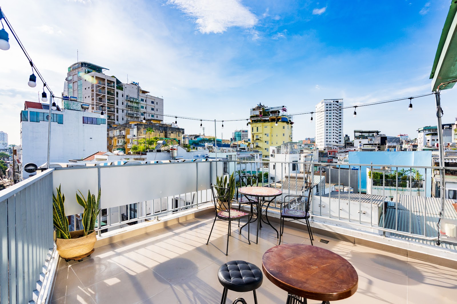 Ekomo Home 102 – Central Saigon