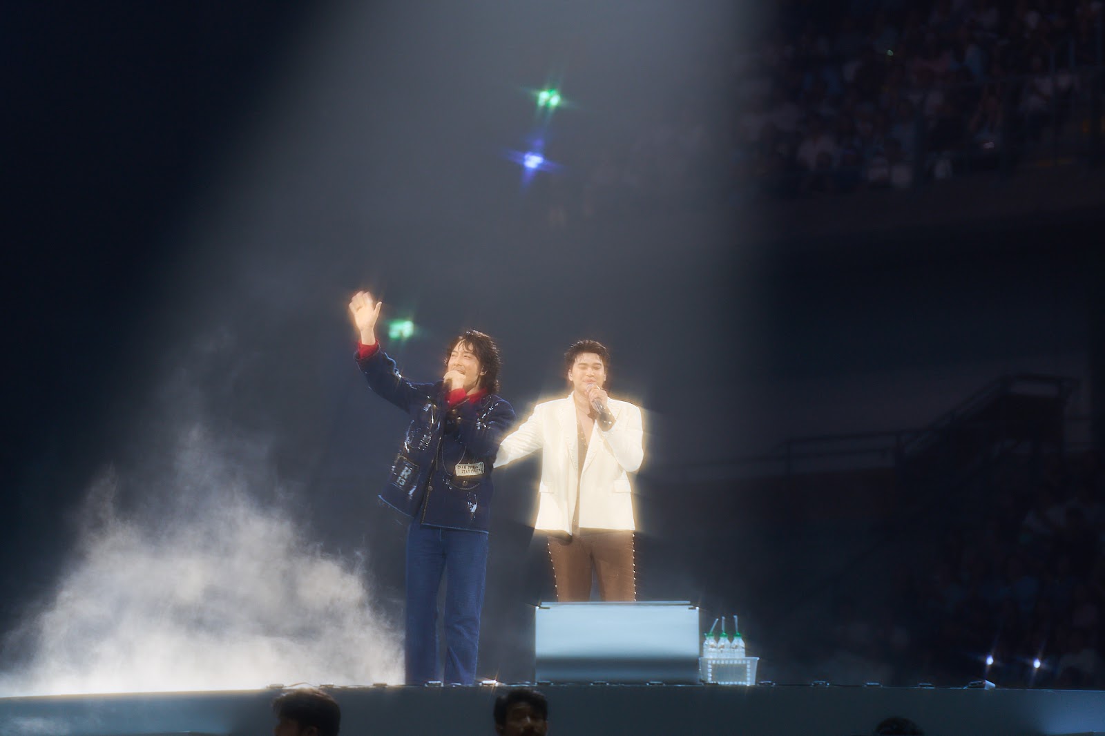 “นนท์ ธนนท์” เสิร์ฟเวที 360° กลางอิมแพคปิดฉาก  “ARENA ENCORE” พร้อมประกาศ EP.04 ปีหน้า “จัดร้อนหน่อยนะครับ” เตรียมบุก “ราชมังฯ” ภาพที่ 8