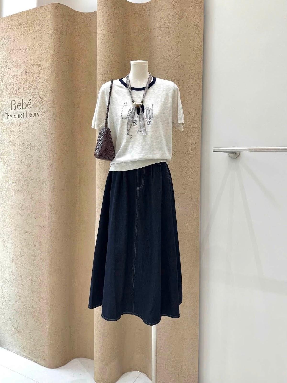Chân váy dài jean xòe đính đai đinh lưng chun XONXEN SHOP 88820 – Image 4