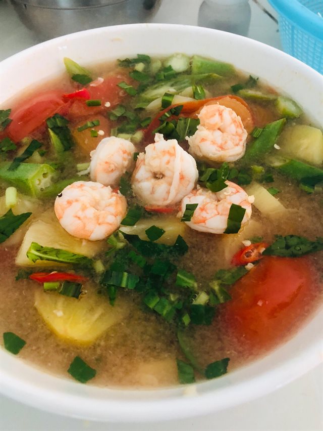 Canh Chua Tôm Thẻ