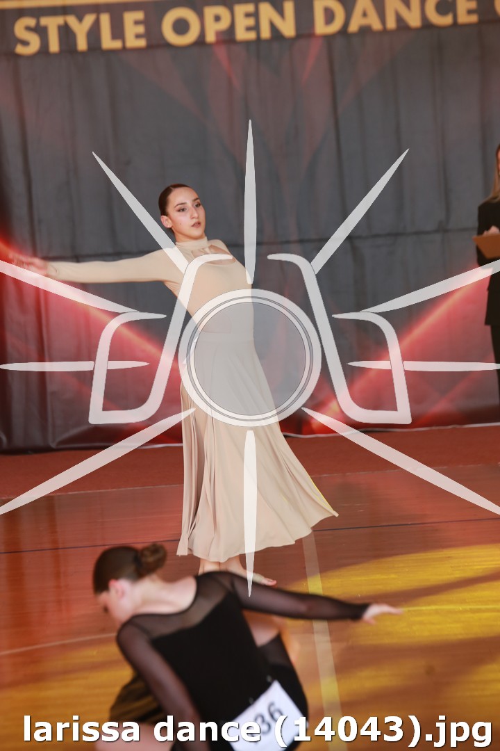 larissa dance (14043).jpg