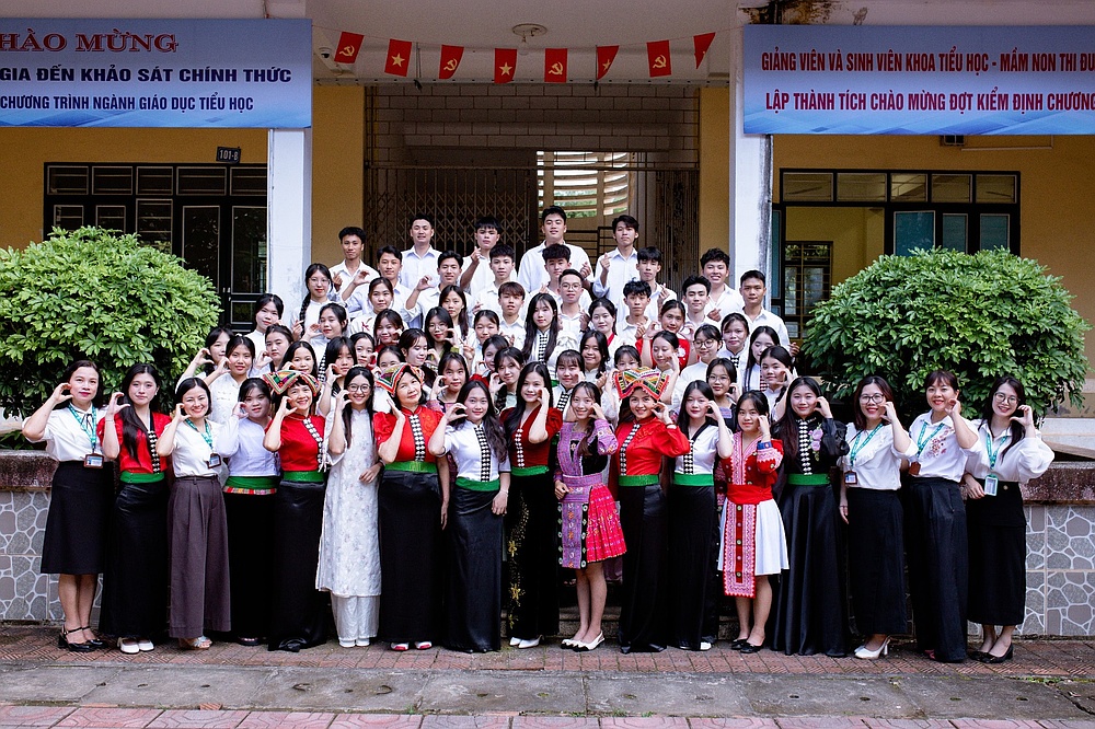 Bế mạc Khảo sát chính thức phục vụ đánh giá ngoài 06 chương trình  đào tạo Trường Đại học Tây Bắc năm 2025