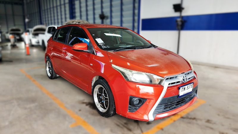TOYOTA YARIS ECO