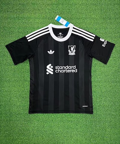 25-26 Liverpool Portero.jpg