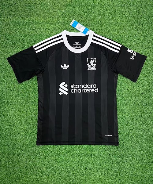 25-26 Liverpool Portero.jpg