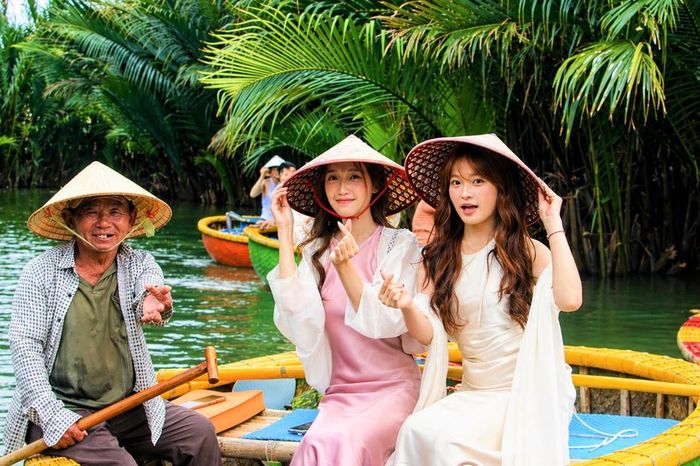 Đà Nẵng: Du khách đổ về Rừng dừa Bảy Mẫu dịp lễ 30/4 và 1/5 - Báo Đại Đoàn Kết