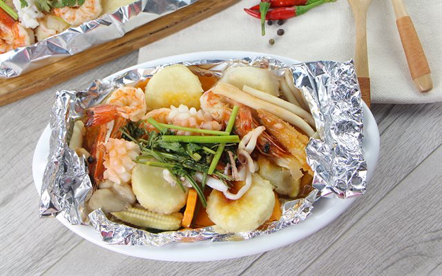 Đậu Hũ Hải Sản Nướng Giấy Bạc