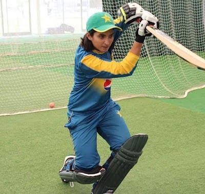 Sania Khan in the nets