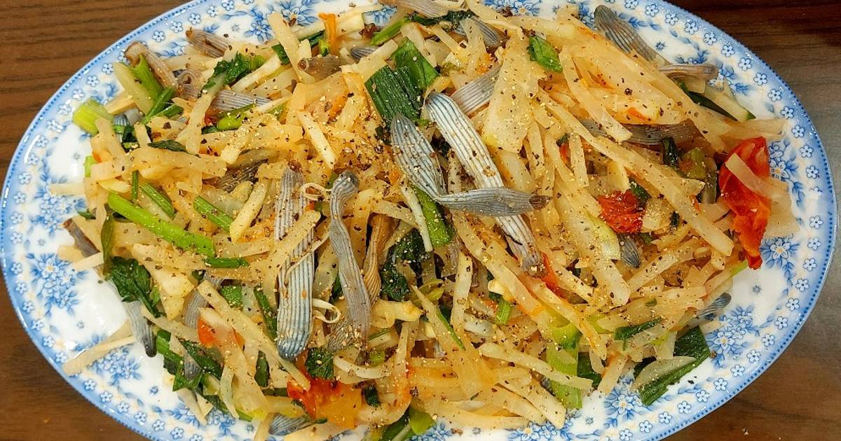 Sá sùng (sâu đất) xào su hào