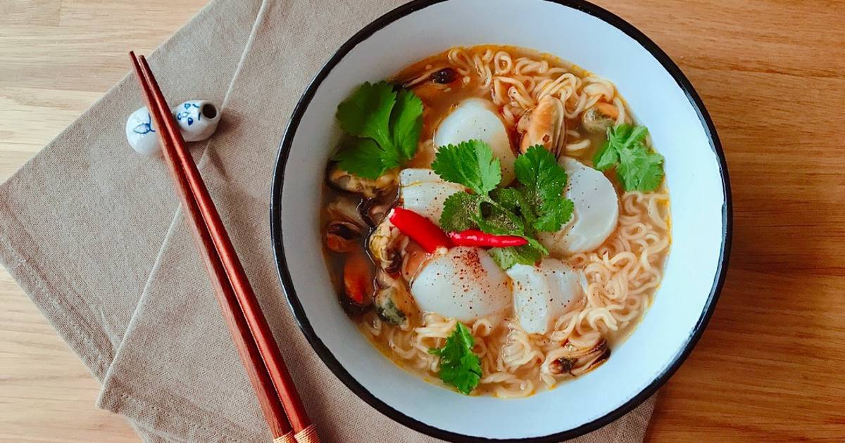 Mì Ăn Liền Nấu Trai (Vẹm Đen) & Cồi Sò Điệp Tươi