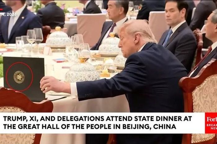 Thực hư clip ông Donald Trump 'lật tài liệu của ông Tập Cận Bình' trong quốc yến - Báo Người Lao Động