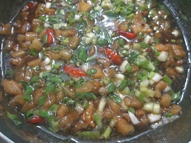 Tóp Mỡ Kho Quẹt