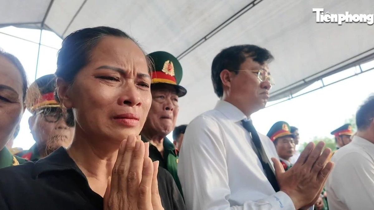 58 năm dưới lòng hang Đá Sập, các liệt sĩ trở về trong nước mắt đồng đội - Báo Tiền Phong