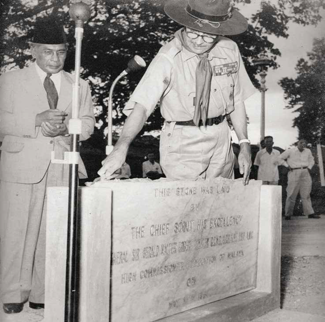 HQ 1957