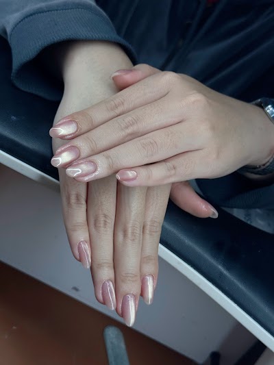 Mẫu nail 220k