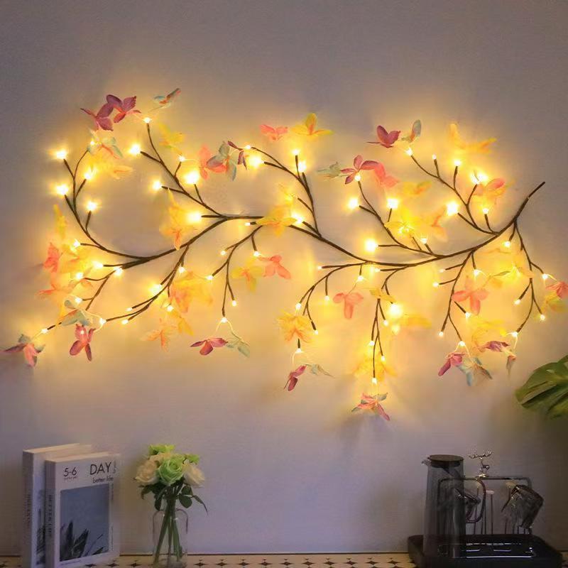 LED-Dekoleuchte mit Kirschblüten-Design