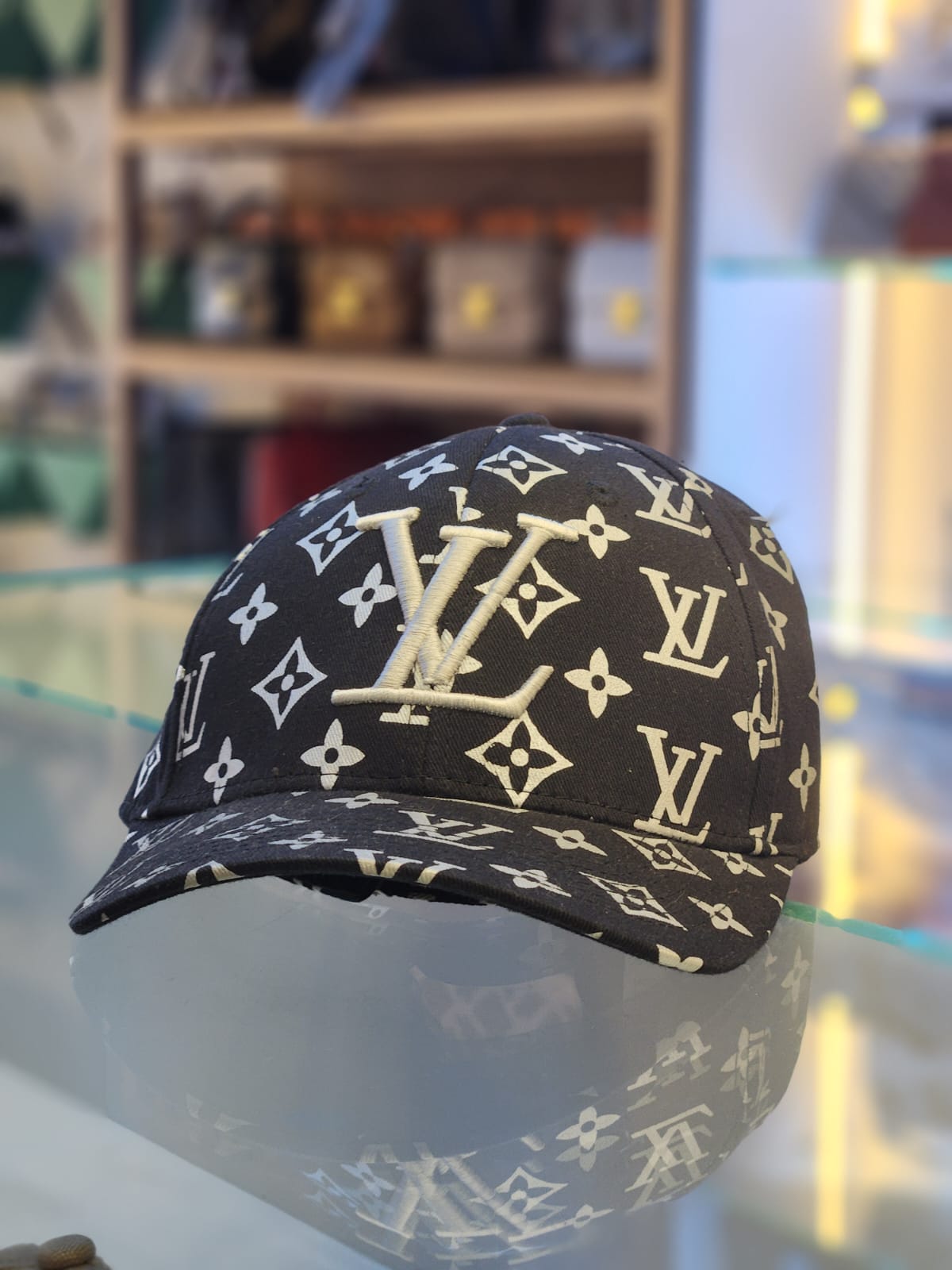 Printed - Cap - LV Black Silver