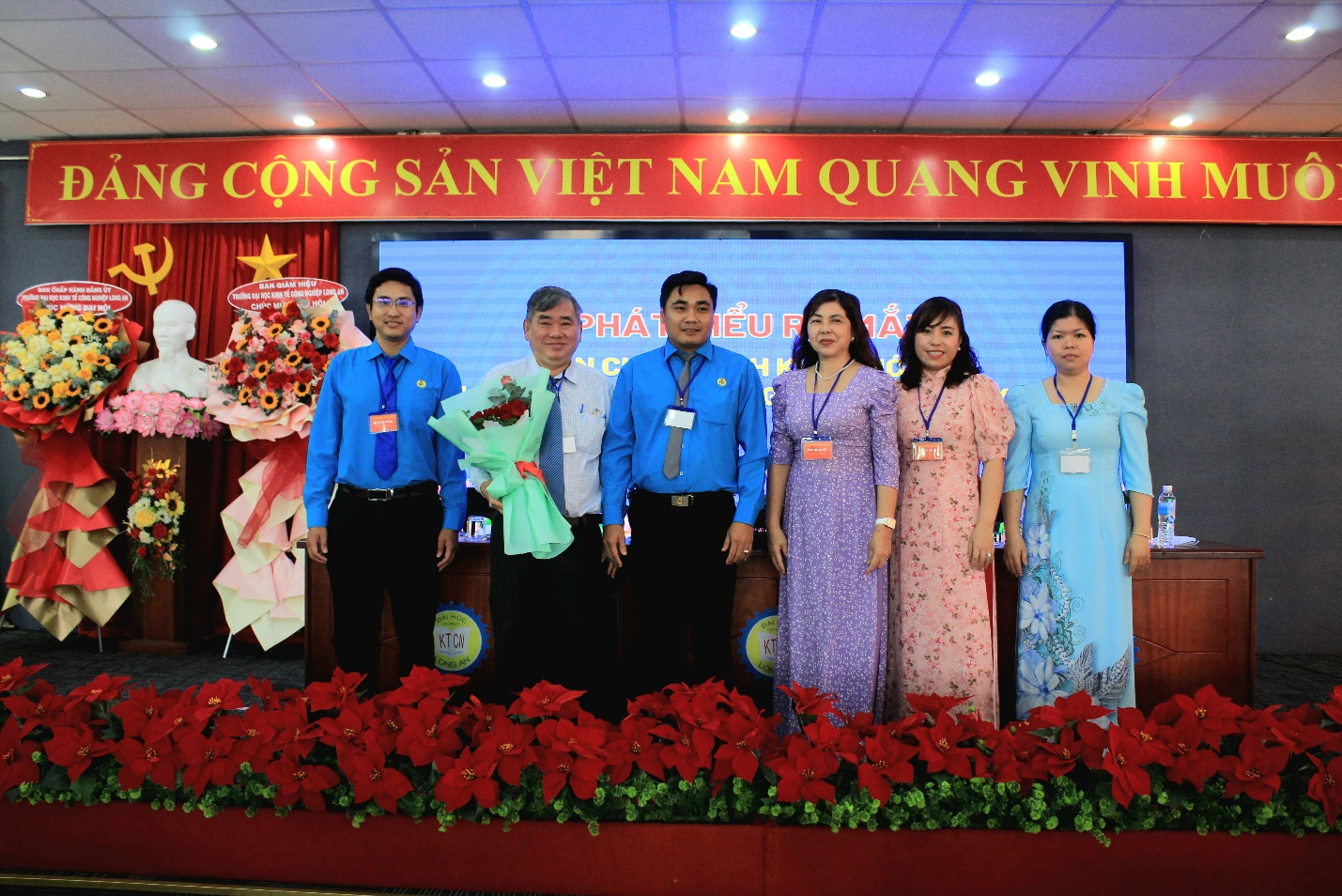 Ra mắt ban chấp hành Công đoàn cơ sở nhiệm kỳ 2025-2030