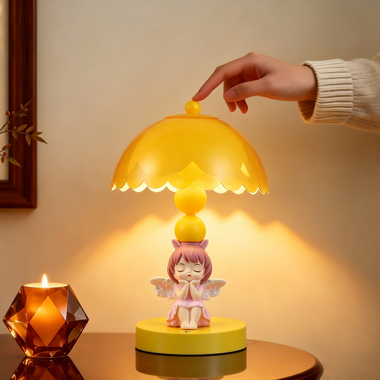 Angel table lamp with color change
