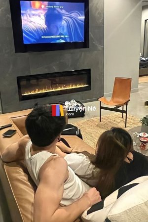 Khi Cô Đơn Đến Với Bốn Đứa Trẻ