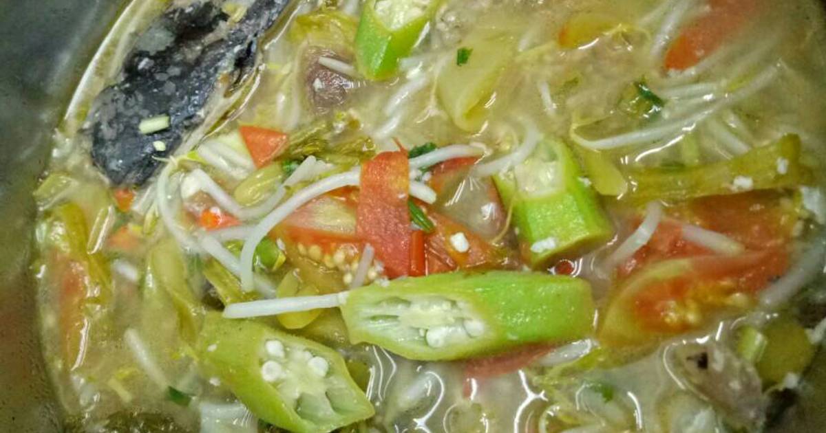 Canh cá nấu chua