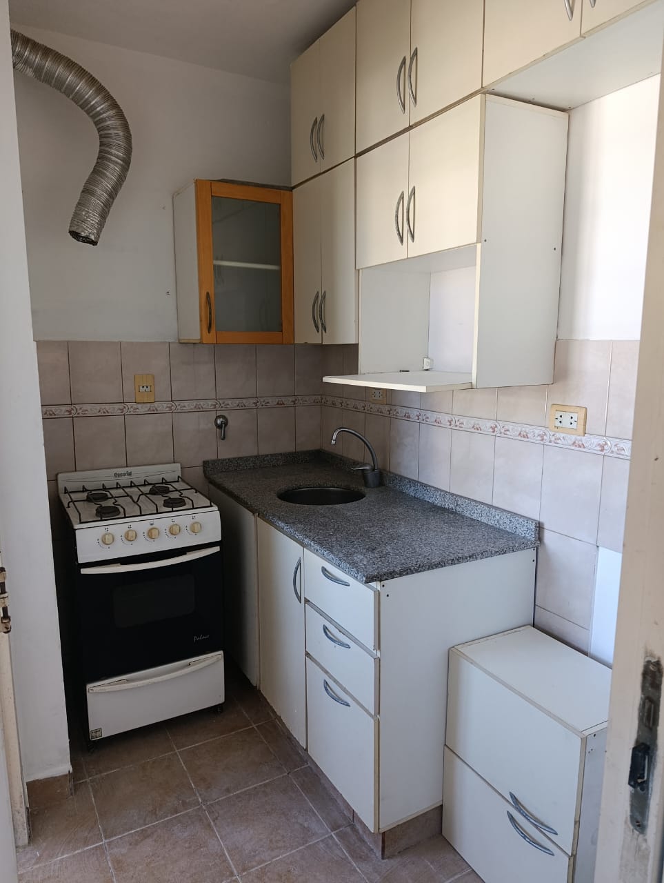 Departamento 1 dormitorio · Eva Perón 236