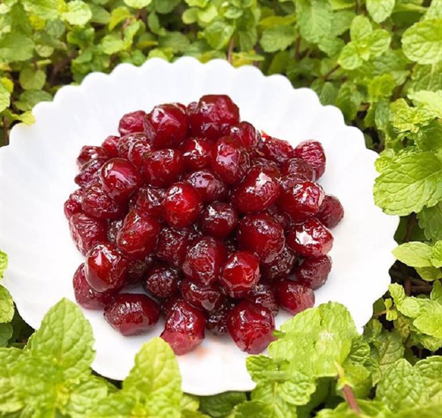 Mứt Chùm Ruột Ngọt Thơm