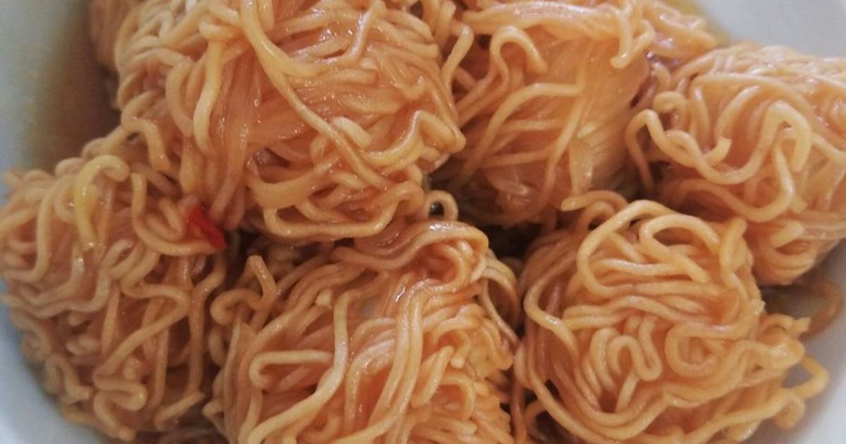 Mì tôm bọc trứng cút