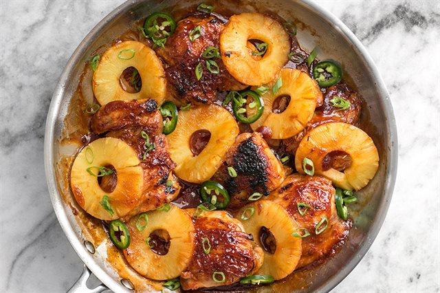 Thịt Gà Áp Chảo Thơm Sốt BBQ