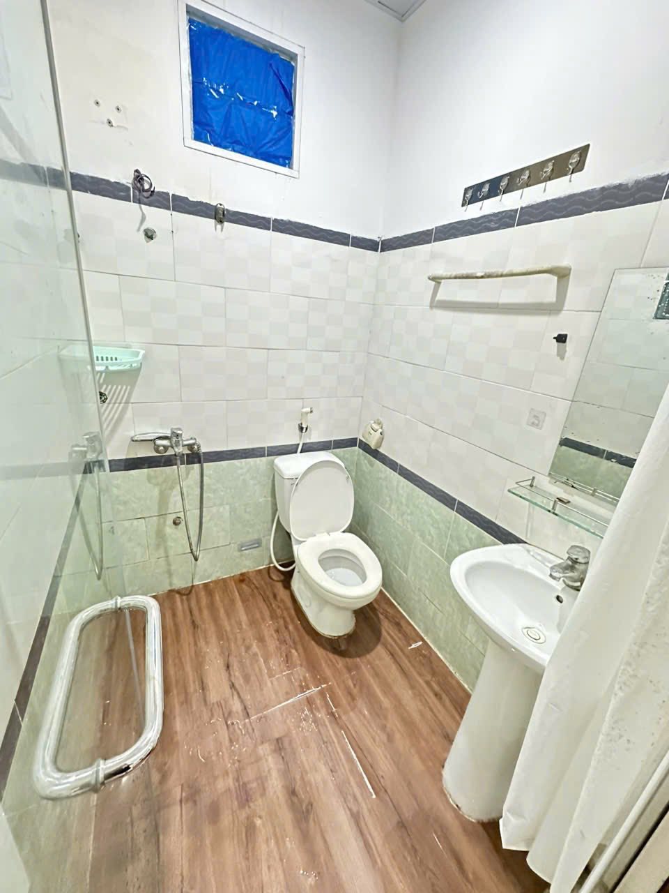 Trống 1 căn hộ ở đường Hồ Nghinh 3