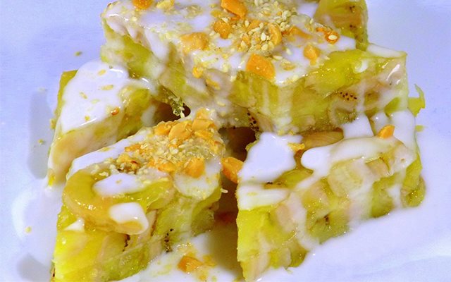 Chè Chuối Hấp Nước Cốt Dừa