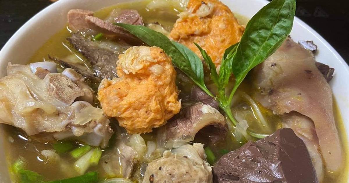 Bún bò Huế