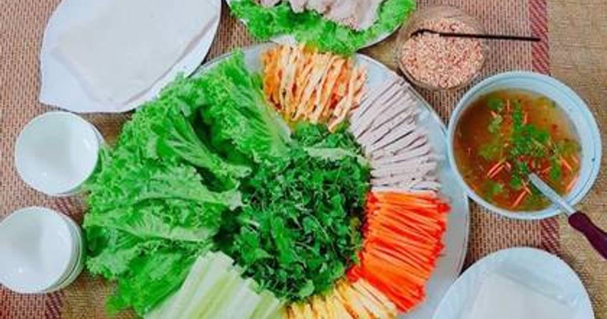 Phở cuốn thịt ba chỉ