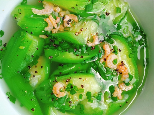 Canh Mướp Hương Nấu Tôm Khô